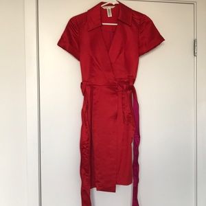DVF red cotton/silk shiny wrap dress, size 2